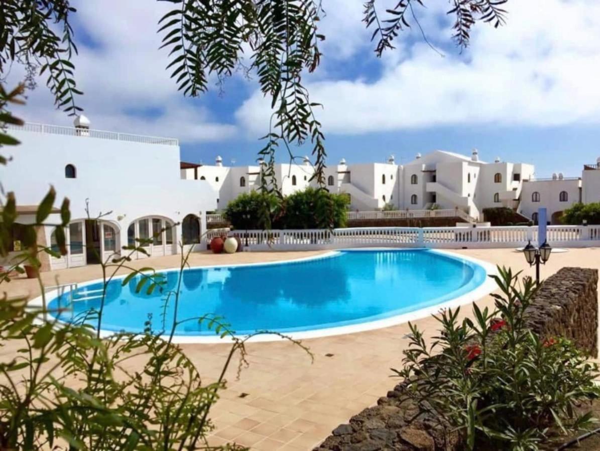 Apartamento Con Piscina Y Vistas -Le Petit Paradis Leilighet Costa Teguise Eksteriør bilde